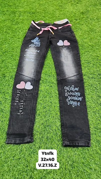 Girls Jeans Size 32x40 uploaded by SAPNA TRADING on 4/25/2024