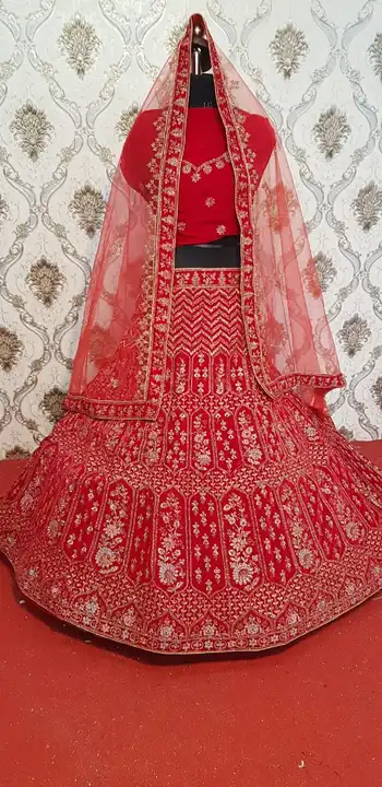M. tex Surat manufacture
Velvet fabric
Glitter Work
With can can
11 Kali LEHNGA
Red mehrun Rani wine uploaded by M.tex on 4/26/2024