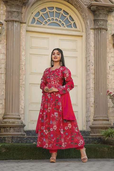Post image *FVD launching New Sp.Ramdan  Collecion inn 😍 Multicoloured Anarkali with mirror 🪞 work and print lace*

🎉🎉🌺🙎🏻‍♀️👩‍❤️‍💋‍👩👩‍❤️‍💋‍👩🤷🏼‍♀️👩‍❤️‍💋‍👨💃🏻

*Febric details:-*
Featuring soothing yet😍 cinnon  print and full lining with printed pent and ciffon dupatta with printed lace 😘elegant printing 😍Anarkali gown with Color. Maltiprint and pettern. It is a perfect outfit for any small gathering or function. It is very comfortable as it looks 😘😘😘😘

💥*Sp.Ramdan Collecion*💥
      💃💃*Almeena*💃💃

Clothe details-Top - Cinnon print 

Pent- creap

Duppatta-Cinnon

Size :-L,xl,xxl 
            

*Price :- 1100+$*

Rm74 with shipping for 1 piece


🤩🤩🤩🤩🤩🤩🤩
Ready to ship 🚢n l 
Maltipal pics available
