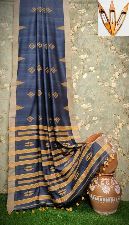 Full Hand-woven work uploaded by Qatar Saree 🥻  on 4/27/2024
