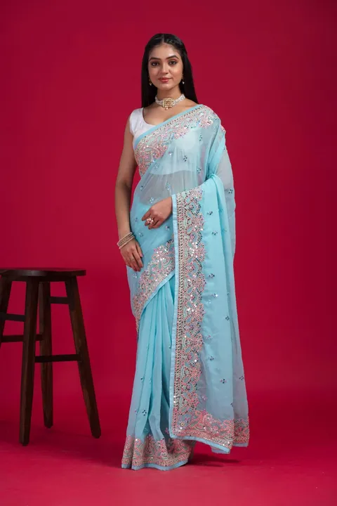 SUMMER WEDDING COLLECTION !!  *NAVYA*  DESCRIPTION -:   Slay these light weight sarees this summer a uploaded by Marwadi Businessmen on 4/29/2024