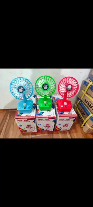 Mini fan  uploaded by Dhanlaxmi mobile accessories on 5/1/2024