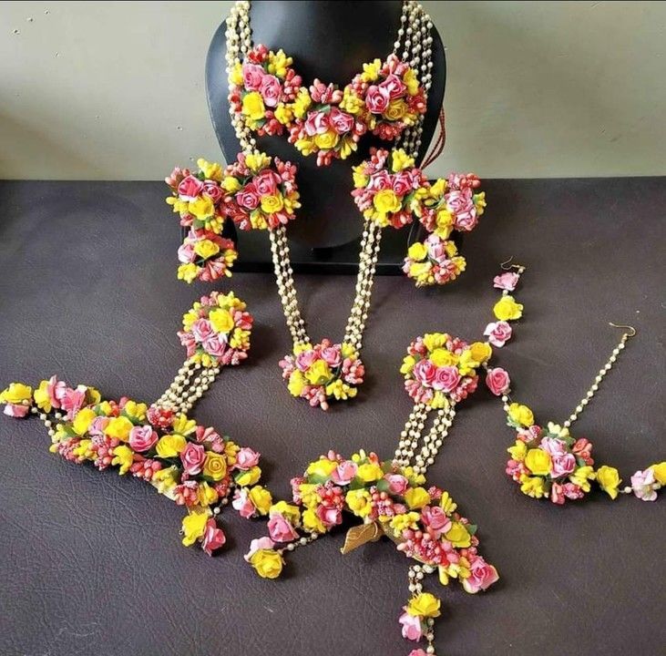 Flowers Jewellery  for haldi &baby . All Colours available free shipping uploaded by Sonu handmade jewellery on 3/26/2021