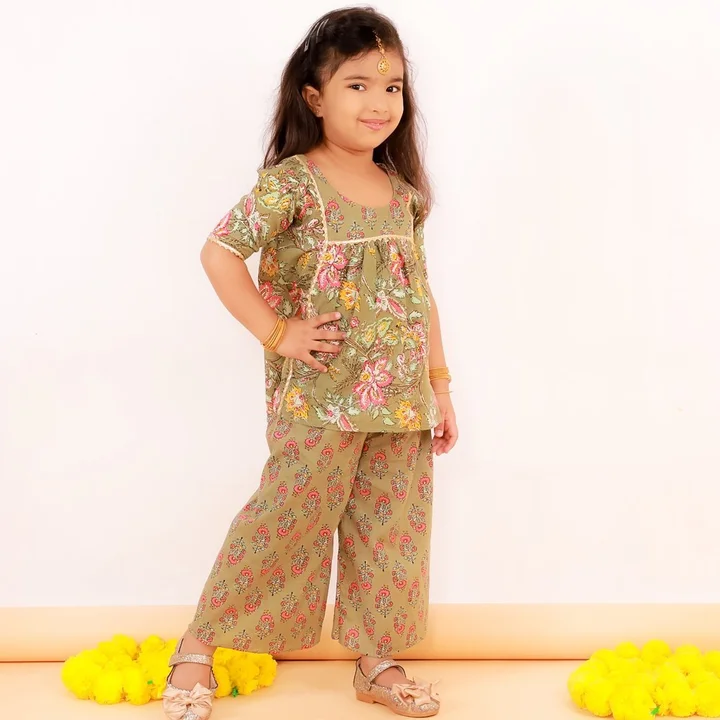 Girls kurti sets premium quality  uploaded by business on 5/11/2024