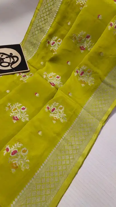 Banarasi daeyble semi Jorjet silk saree uploaded by Zainab fashion on 5/11/2024