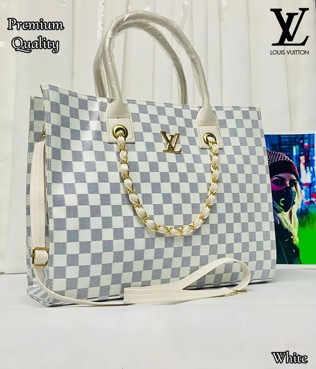 Lv tote bag  uploaded by business on 5/13/2024