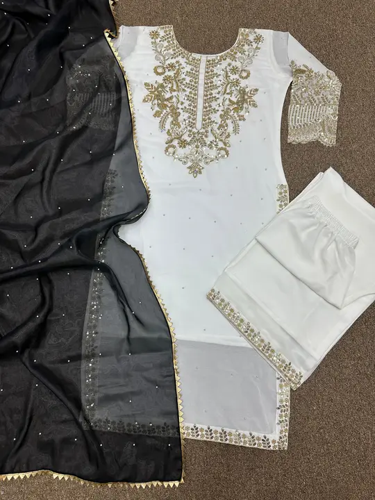 Top pent dupatta  uploaded by business on 5/15/2024
