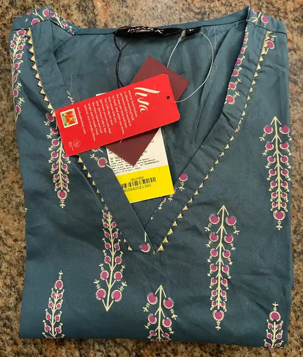 Post image I want 11-50 pieces of Kurti at a total order value of 10000. I am looking for Branded Kurtis like zorra, imaira, livas, avaasa, fusion etc. Please send me price if you have this available.