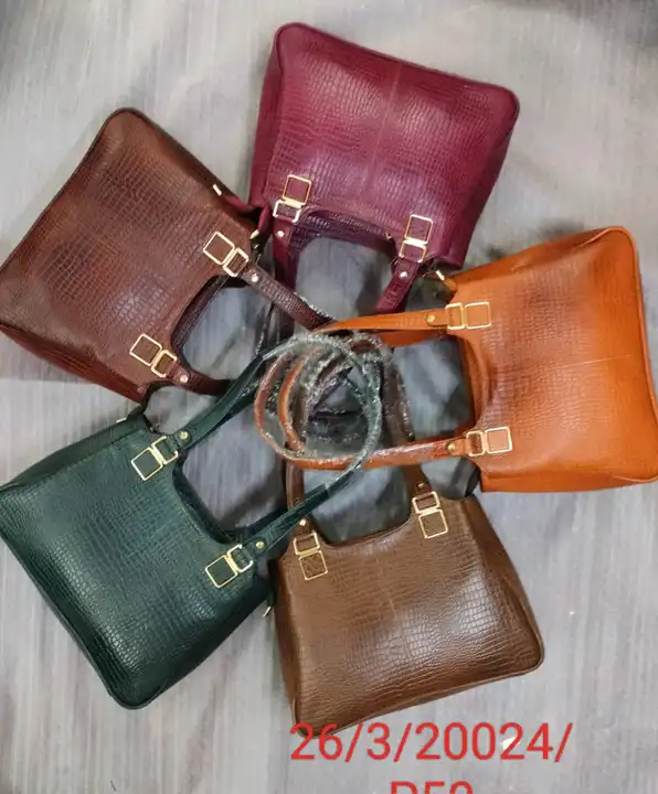 Ladies bags  uploaded by AMAIRA LEATHER on 5/23/2024