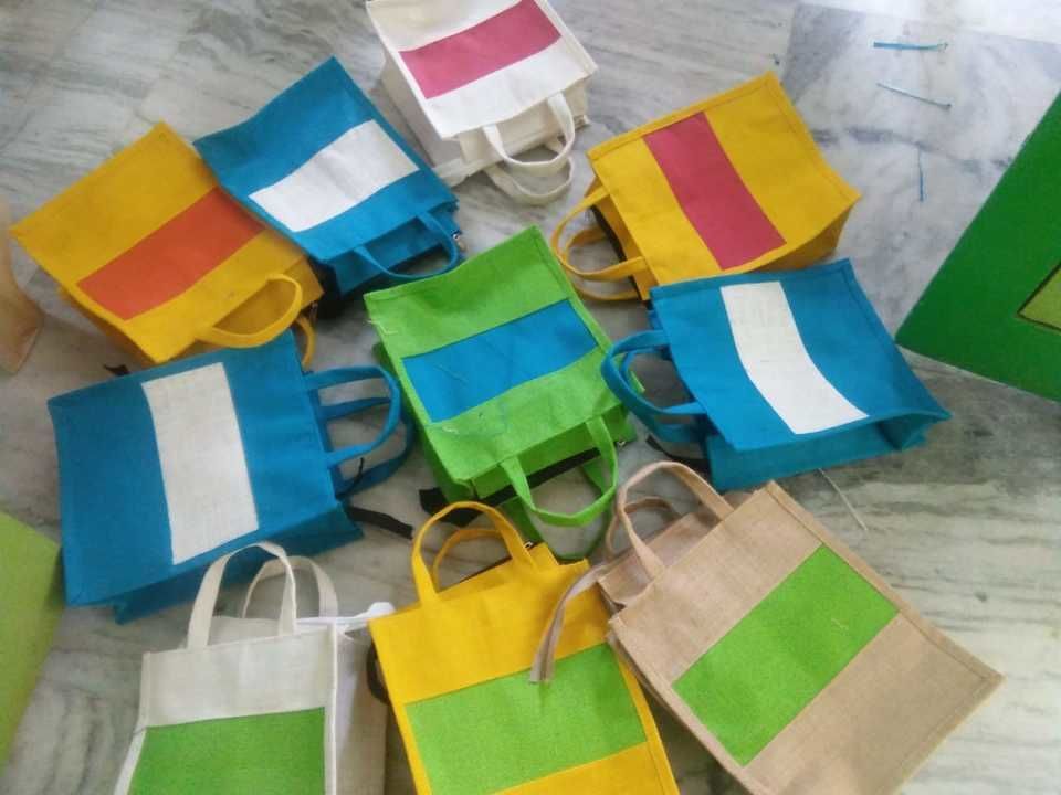 Multi  colour jute lunch  bags uploaded by business on 3/26/2021