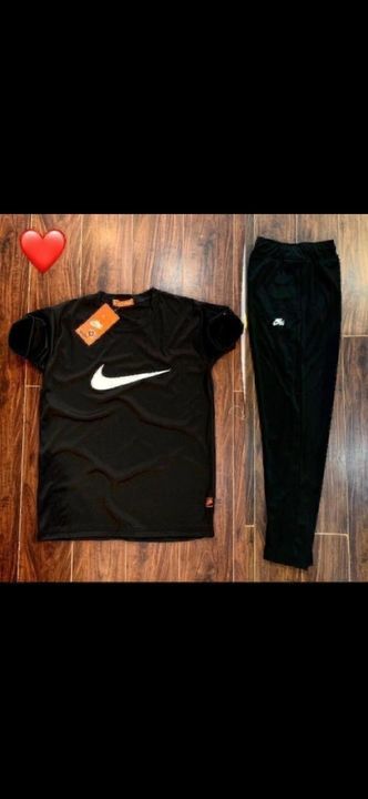 ❤️
*Nike T-shirt tracksuit ❤ uploaded by business on 3/27/2021