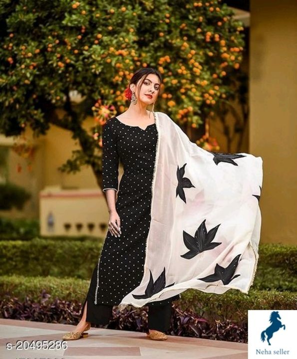 Aakarsha Fabulous Women Kurta Sets

Kurta Fabric: Rayon  uploaded by business on 3/27/2021