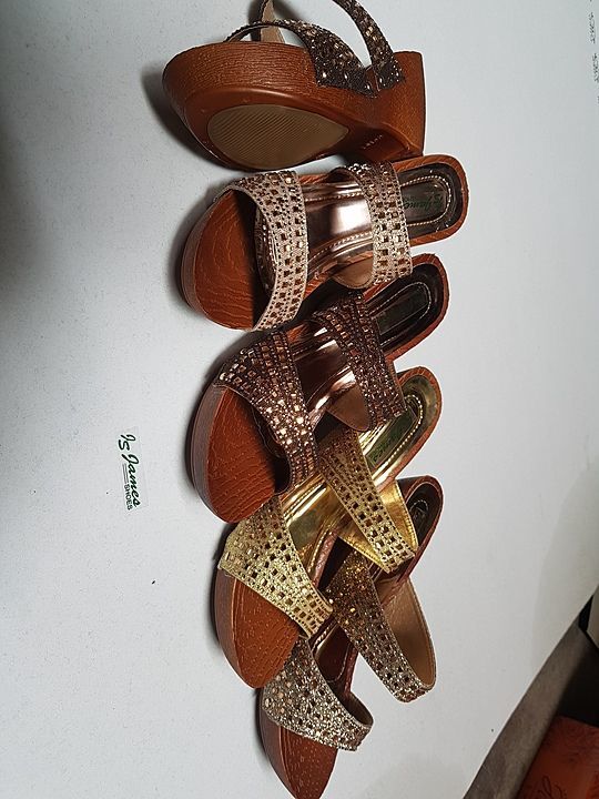 Product uploaded by James shoes on 7/20/2020