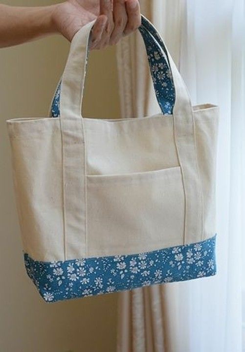 Post image An elegant and durable thick cotton bag. Ideal for daily ise and your shopping trips.