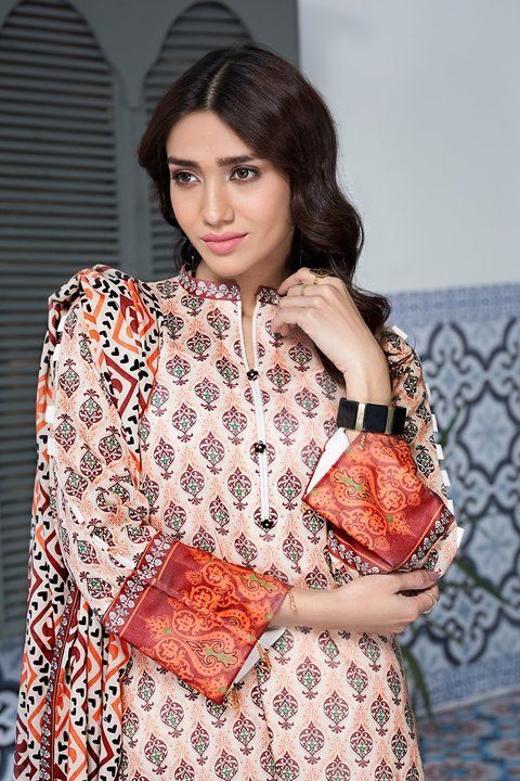 Zaitoon Warm Browns Digital Printed Cotton Lawn Salwar Suit Set (Unstitched)

 uploaded by Zaitoon Lifestyle on 3/30/2021
