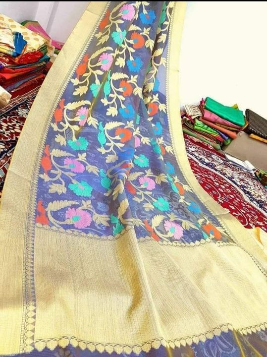 Post image Banarasi Organza Silk Jamdani Weave Saree
For Quiry And Colours dm. 6391091223
Calling. 6387578848