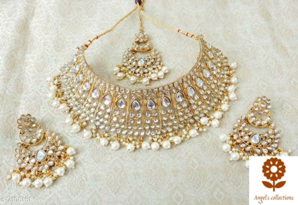 Necklace cash on delivery available 💣💥💥 uploaded by business on 4/1/2021