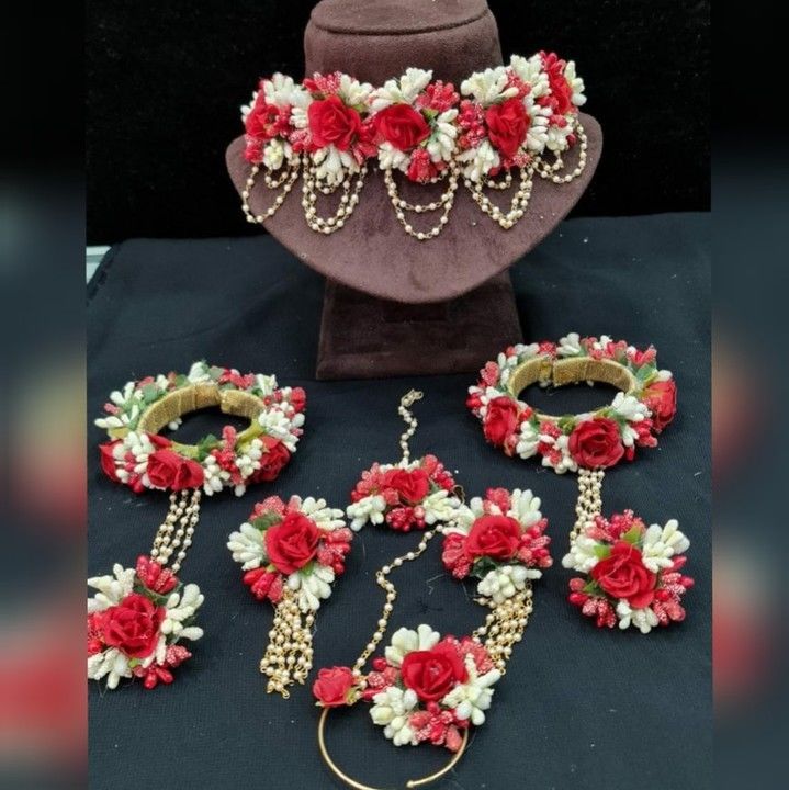 Flowers Jewellery haldi and baby shower  uploaded by Sonu handmade jewellery on 4/2/2021