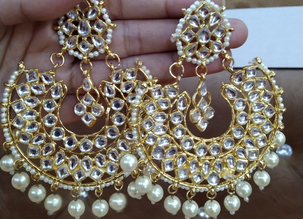 Product image with price: Rs. 600, ID: earings-kundan-d0dd8eff