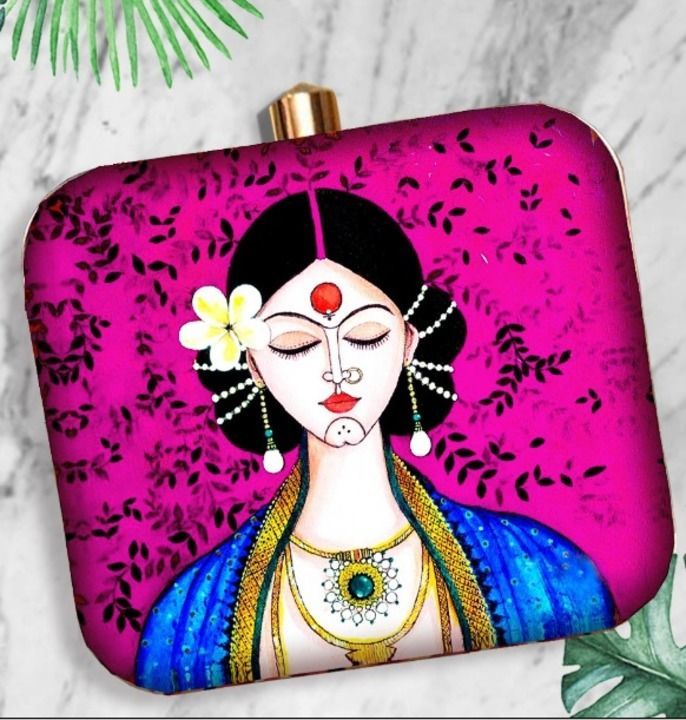 coustmized clutch  uploaded by pink Rose fashion Store  on 4/6/2021