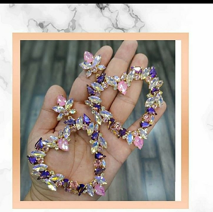 We r manufacturers of fashion jewelry. We take orders. Minimum quantity is 10 pcs. uploaded by Sanzary Collection on 7/23/2020