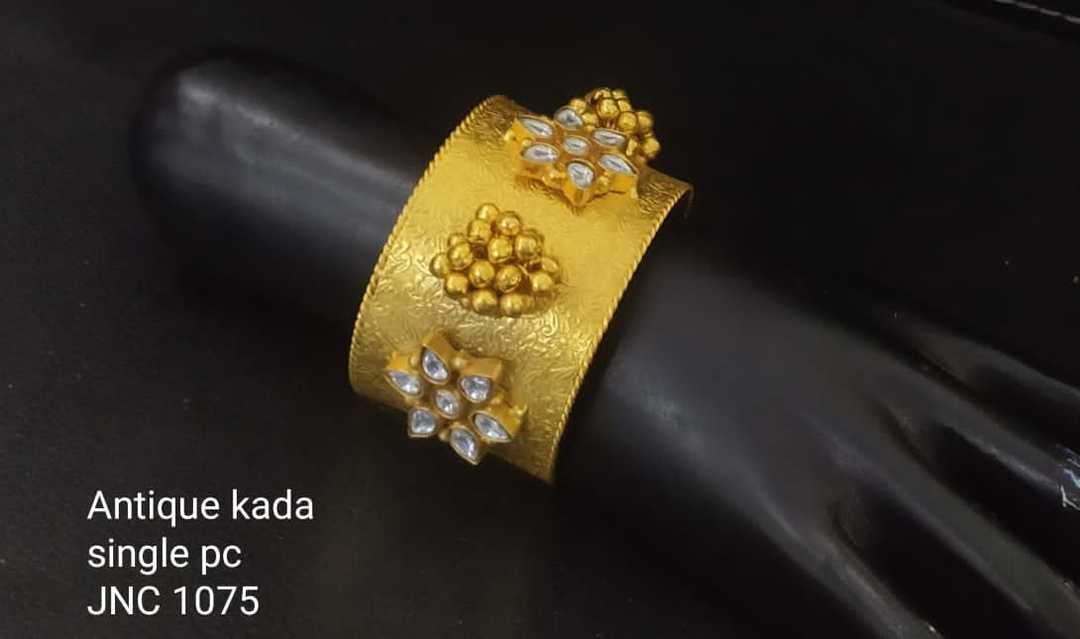 High Quality Gold Plated Free size Single Kada  uploaded by Rakesh Textiles on 4/8/2021