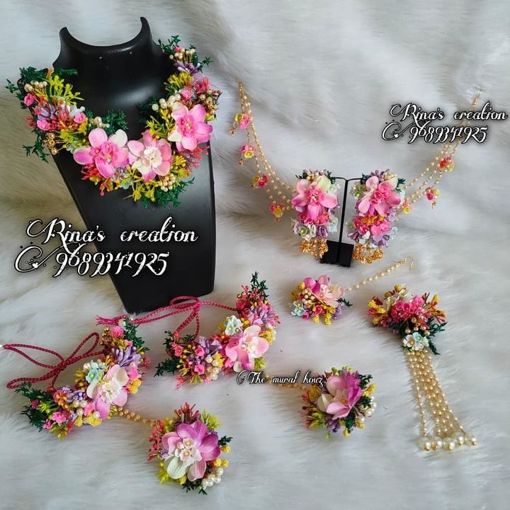 Floral jewellery uploaded by business on 4/8/2021