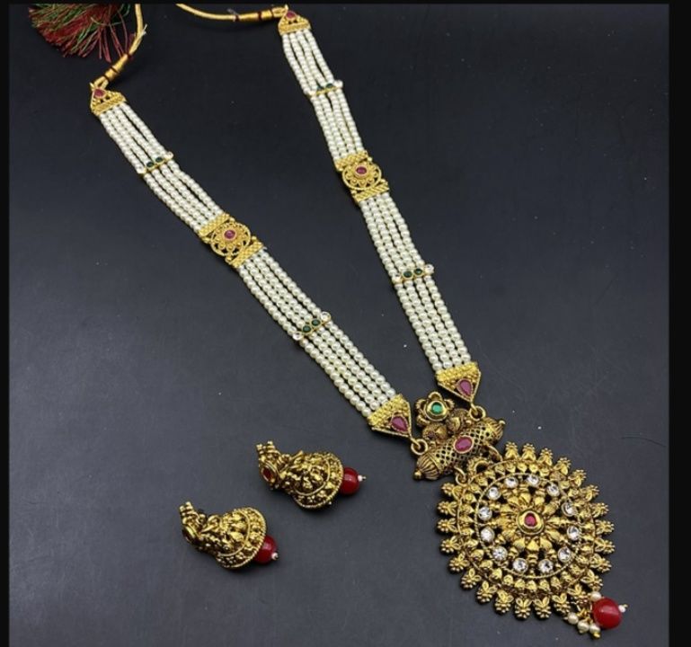 Jewellery uploaded by business on 4/8/2021