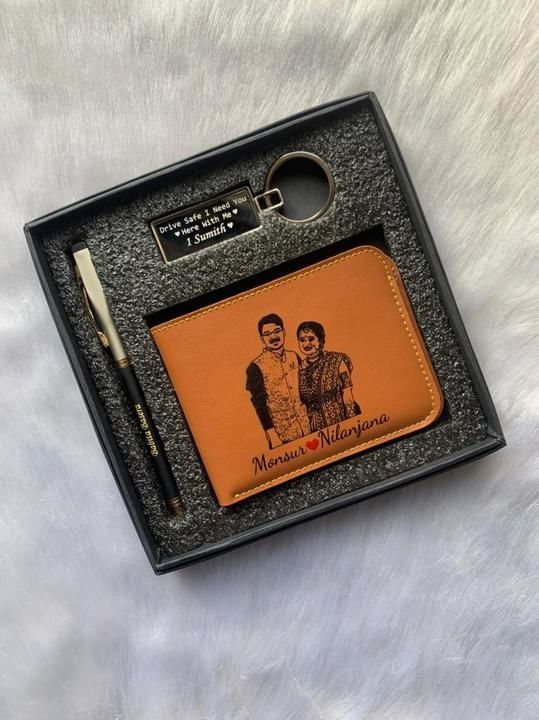 Customized Men's Wallet Combo ❤🙈.... uploaded by Creartisan.official on 4/8/2021