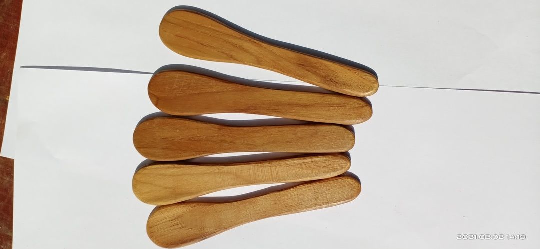 Wooden cosmatic spatula uploaded by Wooden handi craft on 4/9/2021
