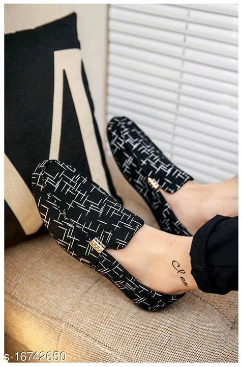 Stylish shoes uploaded by Ration ke shop on 4/10/2021