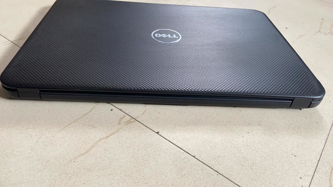Dell uploaded by Repairing World on 4/10/2021