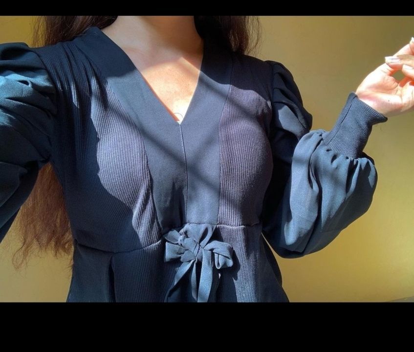 Baloon sleeves top uploaded by business on 4/10/2021