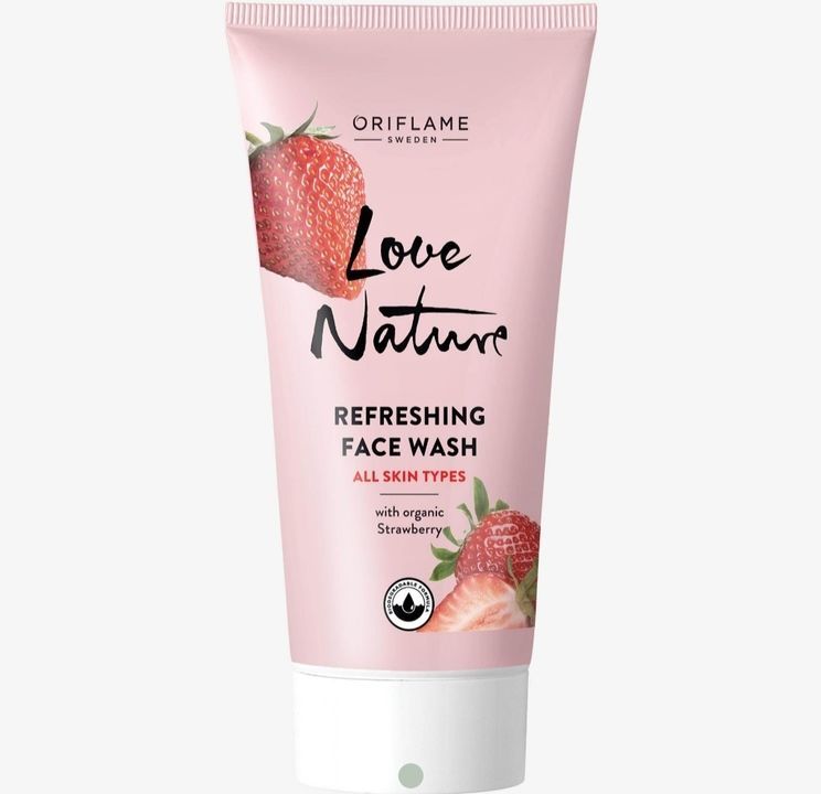 Refreshing Face Wash with Organic Strawberry uploaded by business on 4/10/2021