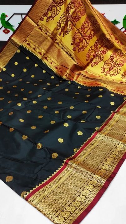 Poithani silk saree eith contrast blouse piece  uploaded by Dipa silk collections. on 4/12/2021