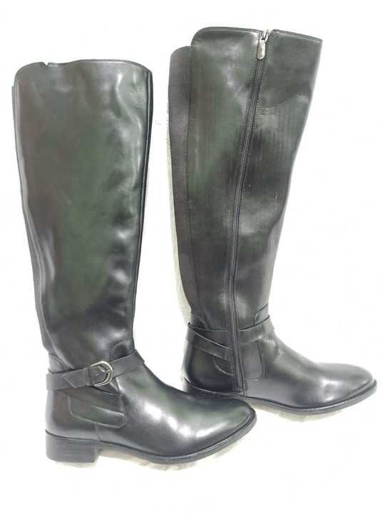 Ladies Boot and long boot available for wholesale only MOQ 100 pair uploaded by Aatif genuine shopping on 4/13/2021