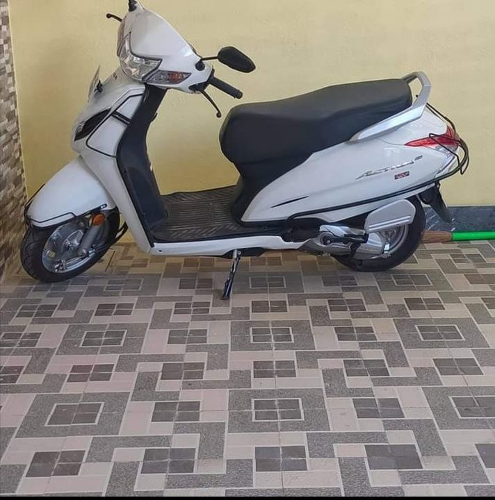 Honda activa 5G 2018 model 7000 kilometre running good condition all document available   uploaded by business on 4/16/2021