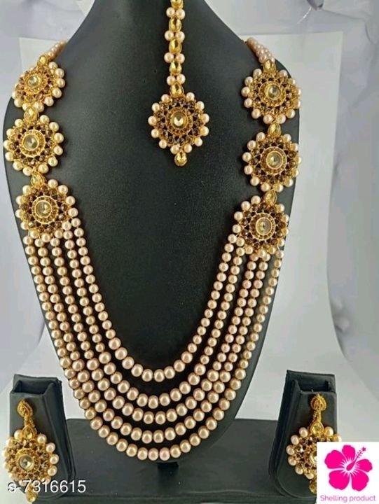 Jewellery set uploaded by business on 4/16/2021