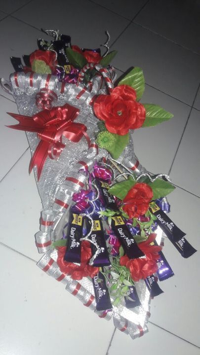 Choc basket... For queries dm on  uploaded by Choco hill n handicrafts on 4/18/2021