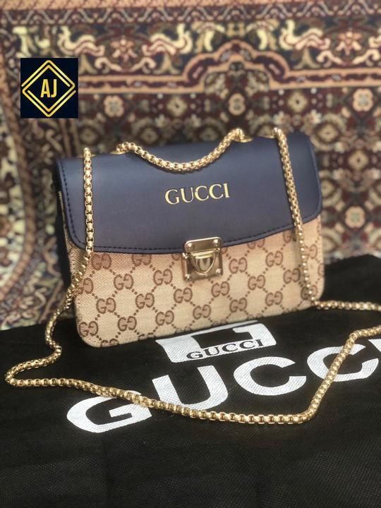 Post image *GUCCI *

*7A quality *

*With dust Bag go for video uploaded *

*Inside gucci Printed cloth *

The most elegant  and Awesome product in the country😎

A design that has won women hearts😍

Medium size sling bag wowwww 

Centre compartment for your essentials😍you can put All your Cosmetic in this bag😍

Pure syntathic material with great Finishing😄

So what are you waiting for 
Make your Iife special with this bag😊

*Size : 6 / 8 *

*OFFER PRICE 470/-*

*Shipping  80/- *
