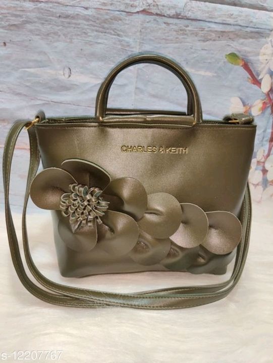 Ledies stylish purse uploaded by business on 4/19/2021