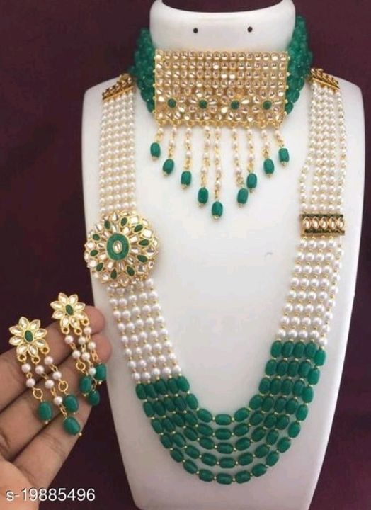 Jewellery set uploaded by business on 4/20/2021