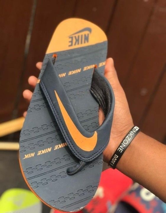 Nike slipper uploaded by business on 4/21/2021
