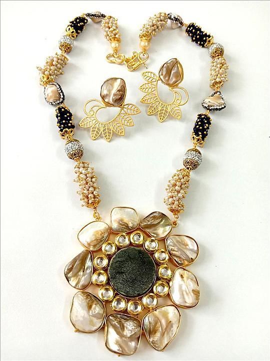 Druzy Stone Necklace uploaded by Phoenix Handicraft on 5/21/2020