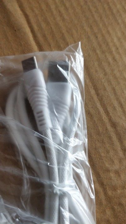 V8 mobile phone charging cable uploaded by Harsh agencies on 4/23/2021