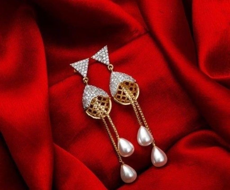 Women jewellery uploaded by business on 4/24/2021