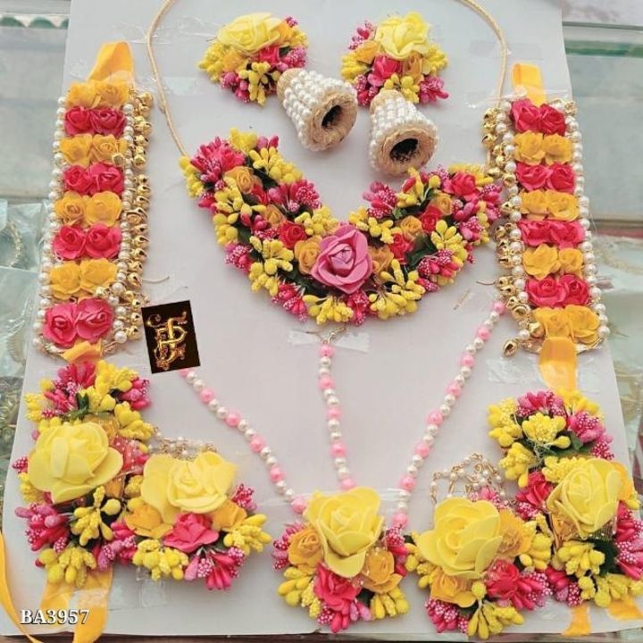 Flower Bridal set  uploaded by Vivaan Collection on 4/25/2021