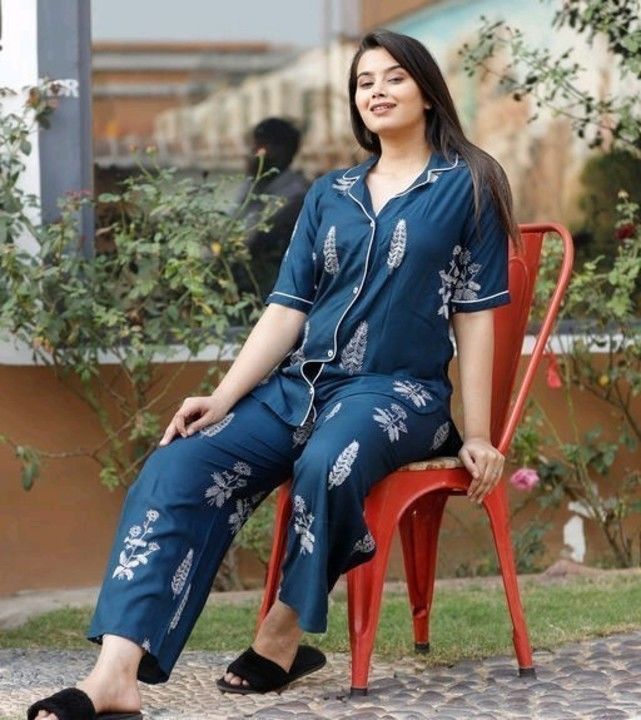 Post image *Divine Fashionable Women Nightsuits*
Top Fabric: Rayon
Bottom Fabric: Rayon 

Size=S-M-L-XL-XXL-XXXL

Rs. 499

Cash on delivery...🎀🎀🎀🎀

🔃9274687703🔄ADFashion