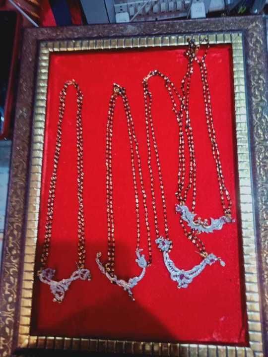 Post image Hm all india mai JWELLERY and bangels supply dety hai we are wholesalers and distributors hmse cheap price koi nhi de sakta so ak bar try jrur kry
Contact no 9210362974