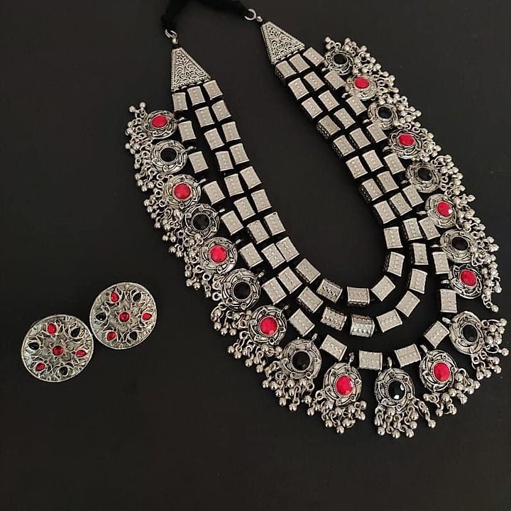 Silver semi har with studs uploaded by surya_jewellery_collections on 7/30/2020